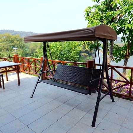 Baan Wanwaree Bed and Breakfast Kanchanaburi Eksteriør billede