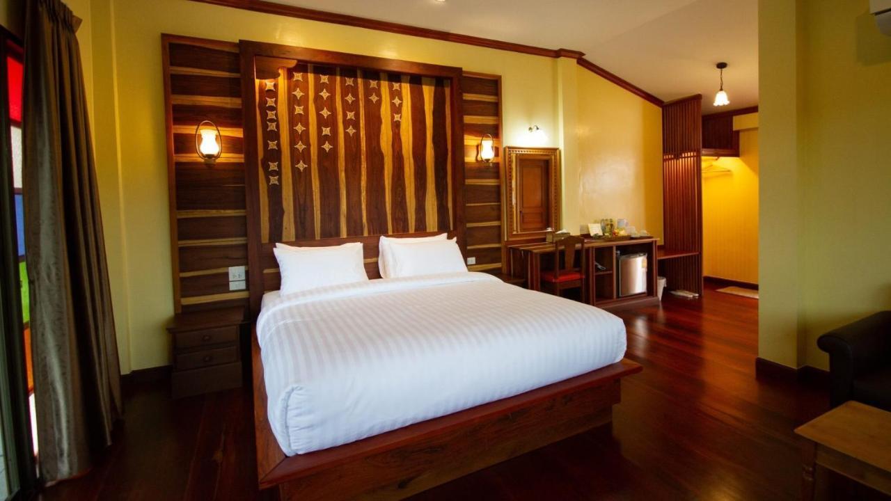 Baan Wanwaree Bed and Breakfast Kanchanaburi Eksteriør billede