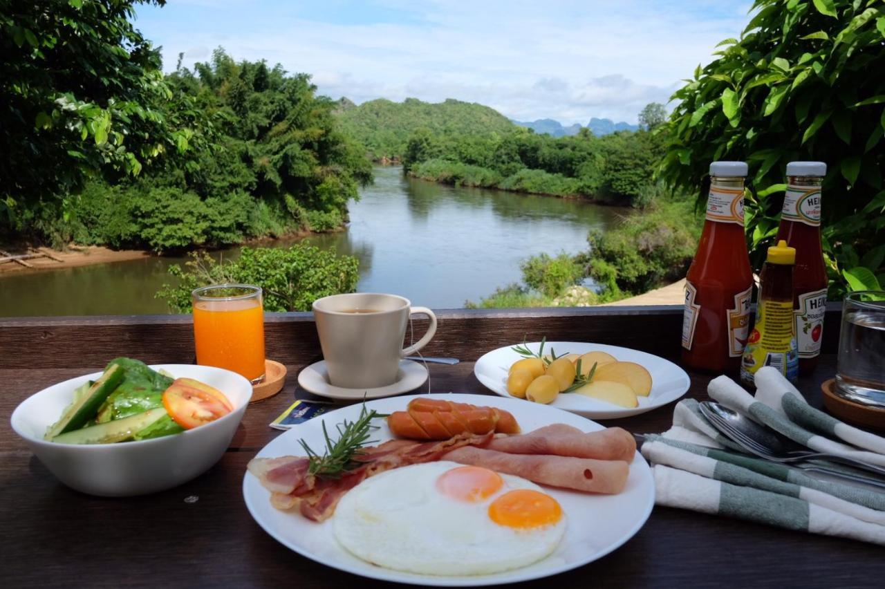 Baan Wanwaree Bed and Breakfast Kanchanaburi Eksteriør billede
